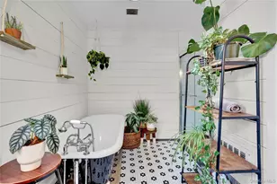 2242 6th St, East Meadow, NY 11554 - Photo 27