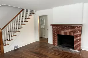 16 Vail Ave, East Quogue, NY 11942 - Photo 5