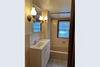 16 Vail Avenue, East Quogue, NY 11942 - Photo 9