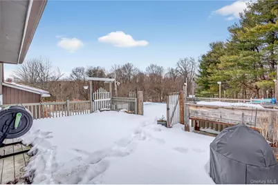 100 Watch Hill Drive, Fishkill, NY 12524 - Photo 35