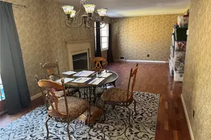 511 Race Pl, Oakdale, NY 11769 - Photo 3