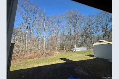 511 Race Place, Oakdale, NY 11769 - Photo 19