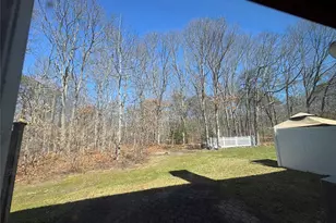 511 Race Pl, Oakdale, NY 11769 - Photo 19