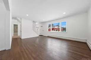 785 Locksley Rd, Yorktown Heights, NY 10598 - Photo 9