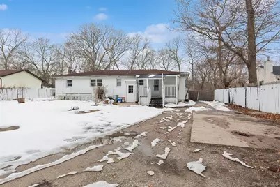 103 W Yaphank Road, Coram, NY 11727 - Photo 27