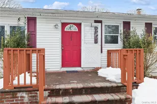 103 W Yaphank Rd, Coram, NY 11727 - Photo 29