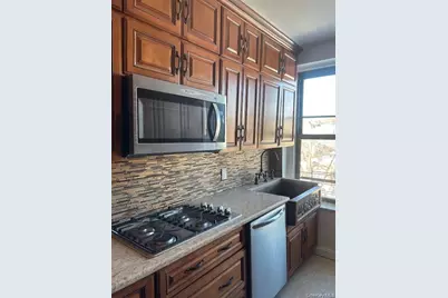 100 Pelham Road #2B, New Rochelle, NY 10805 - Photo 11