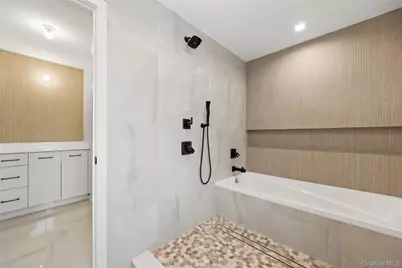 105 N Cole Avenue #202, Spring Valley, NY 10977 - Photo 23