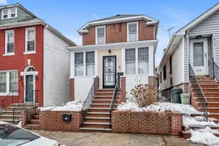 1517 Gillespie Ave, Bronx, NY 10461 - Photo 1