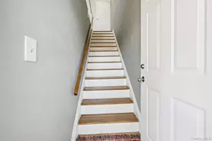 4 Wyndover Woods Ln, White Plains, NY 10603 - Photo 7