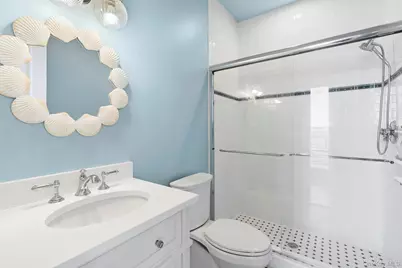 11 Bay View Drive E, Hampton Bays, NY 11946 - Photo 7