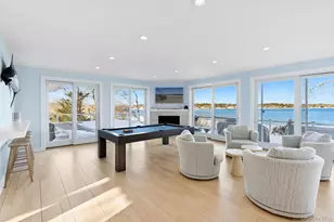 11 Bay View Dr E, Hampton Bays, NY 11946 - Photo 5