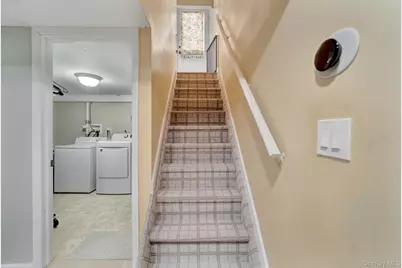 4 Cecil Place, Hicksville, NY 11801 - Photo 21