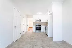 21 Spirit Ln, New York, NY 10303 - Photo 7