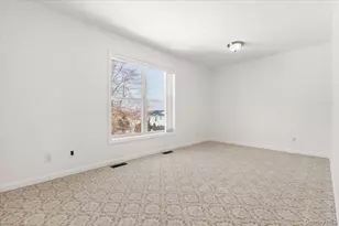 44 Greenvale Cir, White Plains, NY 10607 - Photo 21