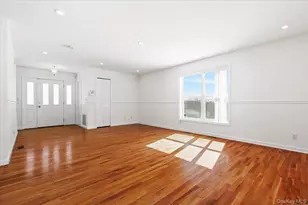 44 Greenvale Cir, White Plains, NY 10607 - Photo 3