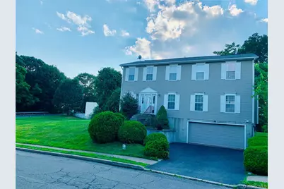 44 Greenvale Circle, White Plains, NY 10607 - Photo 1