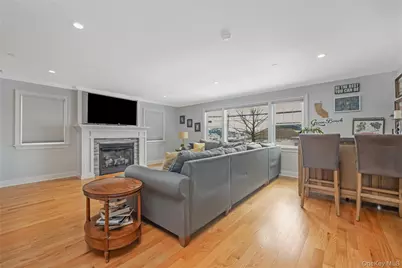 24 North Boulevard, East Rockaway, NY 11518 - Photo 7