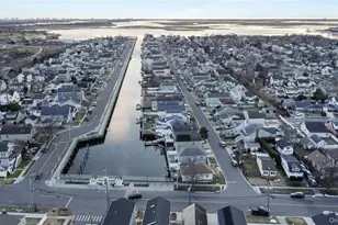 24 North Blvd, East Rockaway, NY 11518 - Photo 27