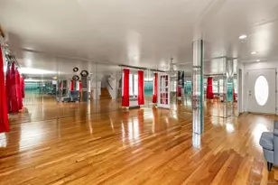 830 Pepperidge Rd, Westbury, NY 11590 - Photo 5