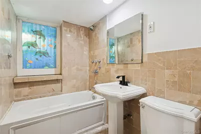 6015 Independence Avenue, Bronx, NY 10471 - Photo 7