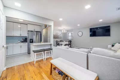 153 N Queens Avenue, Massapequa, NY 11758 - Photo 3