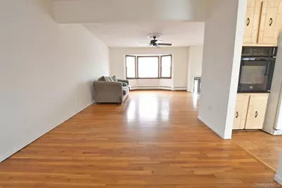 205 Connetquot Road, Oakdale, NY 11769 - Photo 13