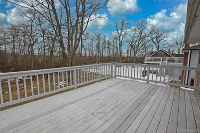 205 Connetquot Road, Oakdale, NY 11769 - Photo 43