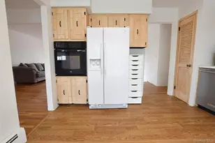 205 Connetquot Rd, Oakdale, NY 11769 - Photo 15