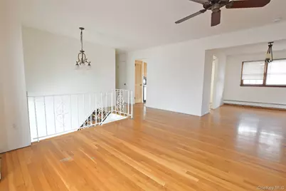 205 Connetquot Road, Oakdale, NY 11769 - Photo 9