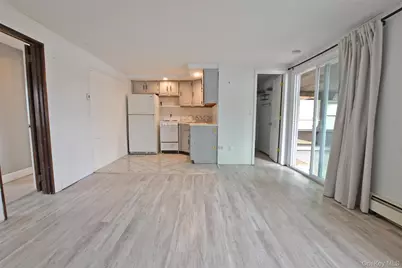 205 Connetquot Road, Oakdale, NY 11769 - Photo 29