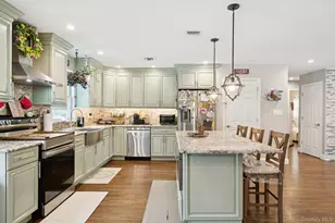 135 5th Ave, Kings Park, NY 11754 - Photo 21