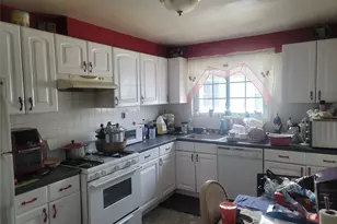 29-31 Falcon Ave, Far Rockaway, NY 11691 - Photo 15