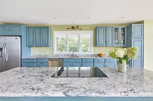 21 Contentment Ln, Red Hook, NY 12571 - Photo 7