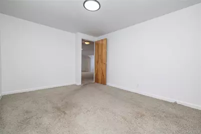 44 Jefferson Avenue #Second Floor, Lynbrook, NY 11563 - Photo 9