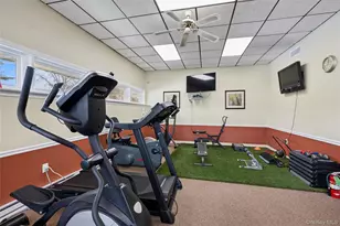 25 Freemont Ln, Coram, NY 11727 - Photo 25