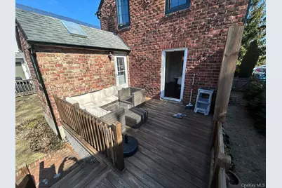 17 Cottonwood Road, Port Washington, NY 11050 - Photo 11