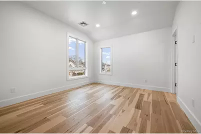 14 Hoover Lane, Bethpage, NY 11714 - Photo 23