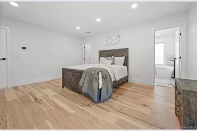 14 Hoover Lane, Bethpage, NY 11714 - Photo 25