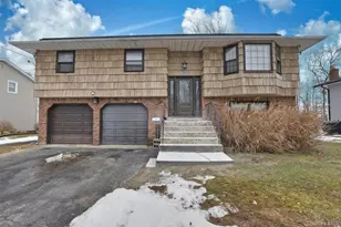 205 Connetquot Rd, Oakdale, NY 11769 - Photo 35