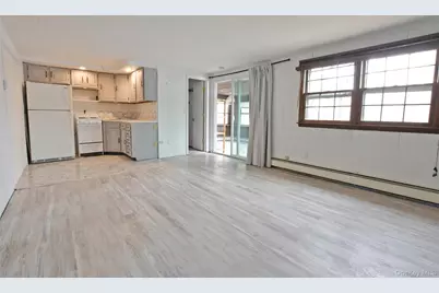 205 Connetquot Road, Oakdale, NY 11769 - Photo 27