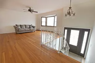 205 Connetquot Rd, Oakdale, NY 11769 - Photo 5