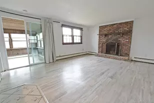 205 Connetquot Rd, Oakdale, NY 11769 - Photo 25