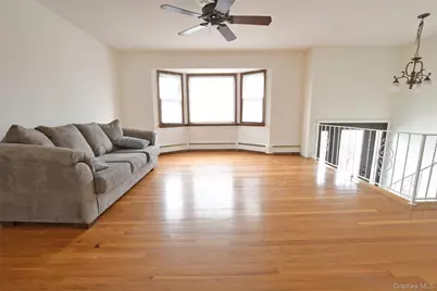 205 Connetquot Road, Oakdale, NY 11769 - Photo 7