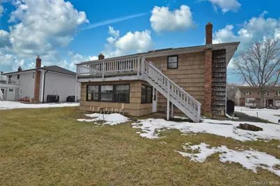 205 Connetquot Road, Oakdale, NY 11769 - Photo 41