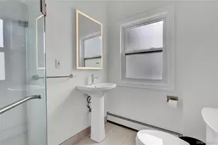 40 Scholar Ln, Commack, NY 11725 - Photo 21