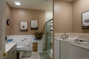 21 Greentree Ct, Shirley, NY 11967 - Photo 15