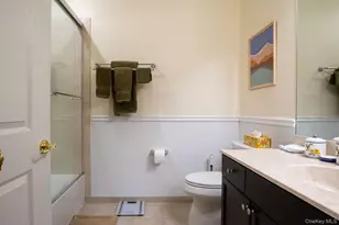 21 Greentree Ct, Shirley, NY 11967 - Photo 17