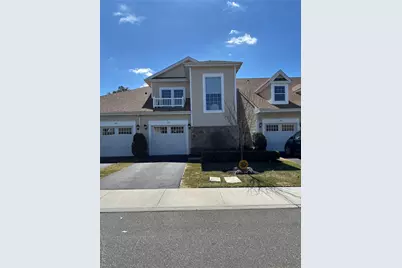 21 Greentree Court, Shirley, NY 11967 - Photo 1