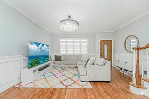 49 Llewellyn Pl, New York, NY 10310 - Photo 3